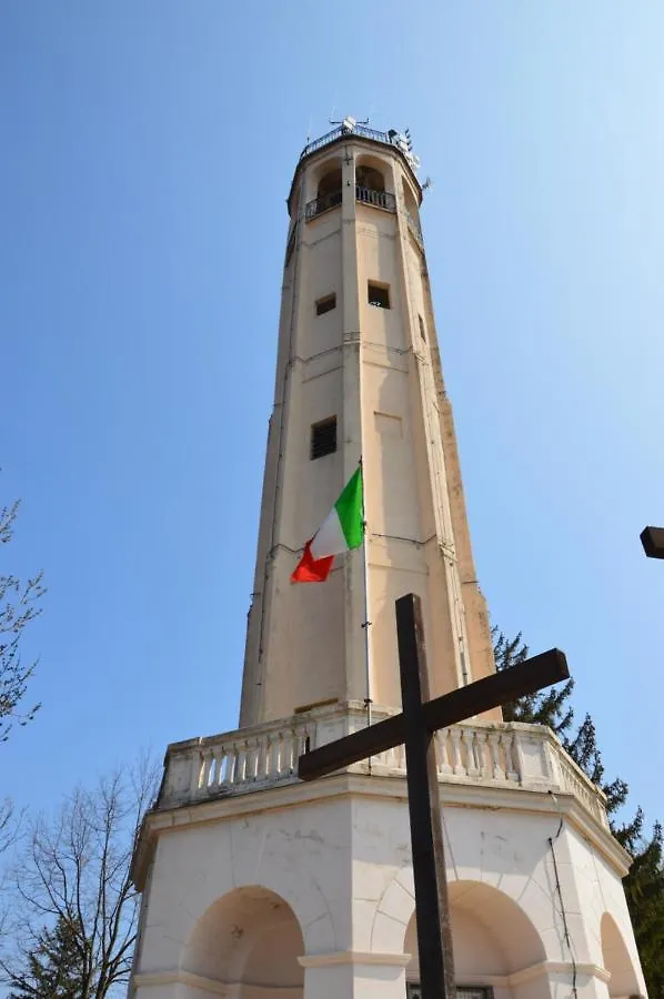 Capanna C.A.O. Hotel Brunate