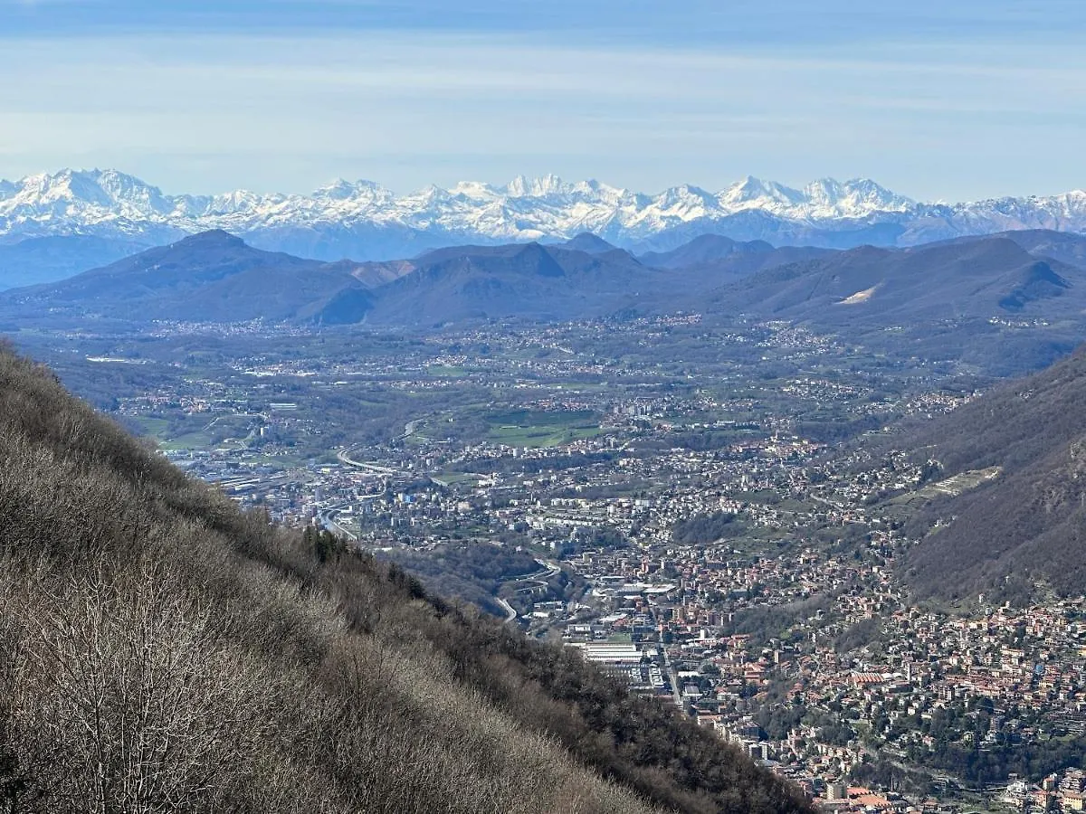 Capanna C.A.O. Hotel Brunate 0*,  Italy