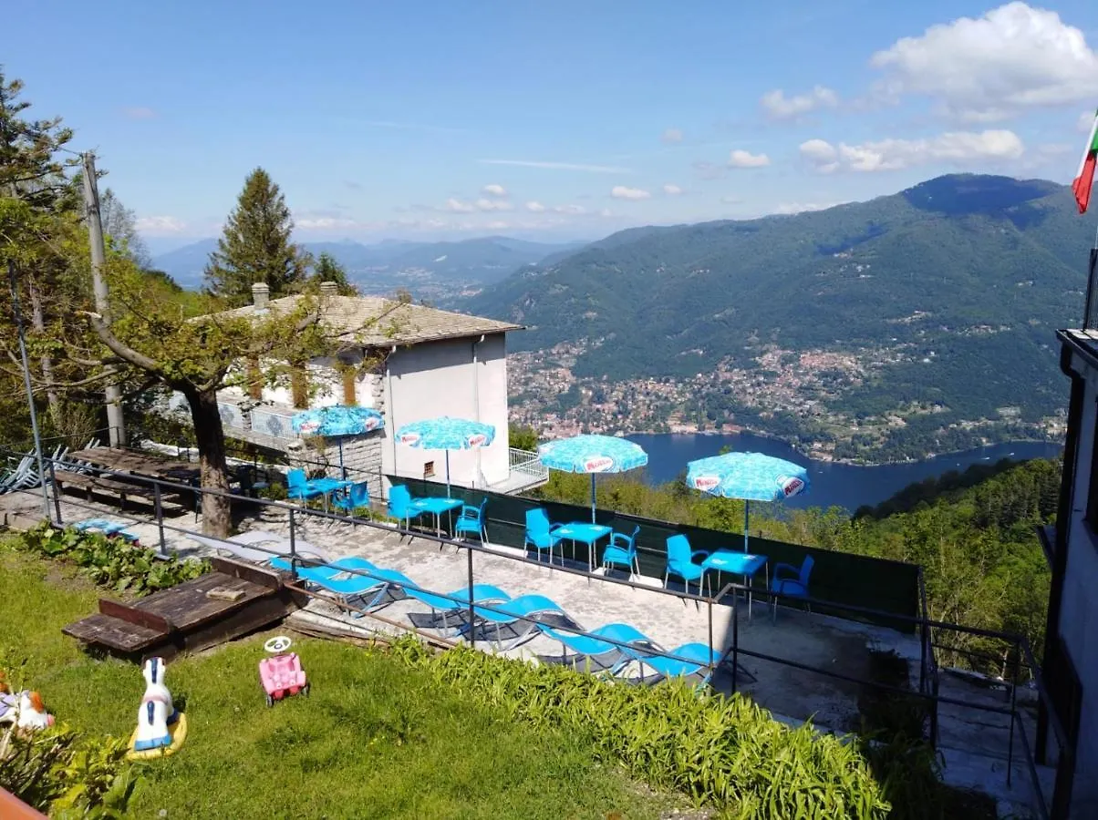 Hotel Capanna C.A.O. à Brunate Italie
