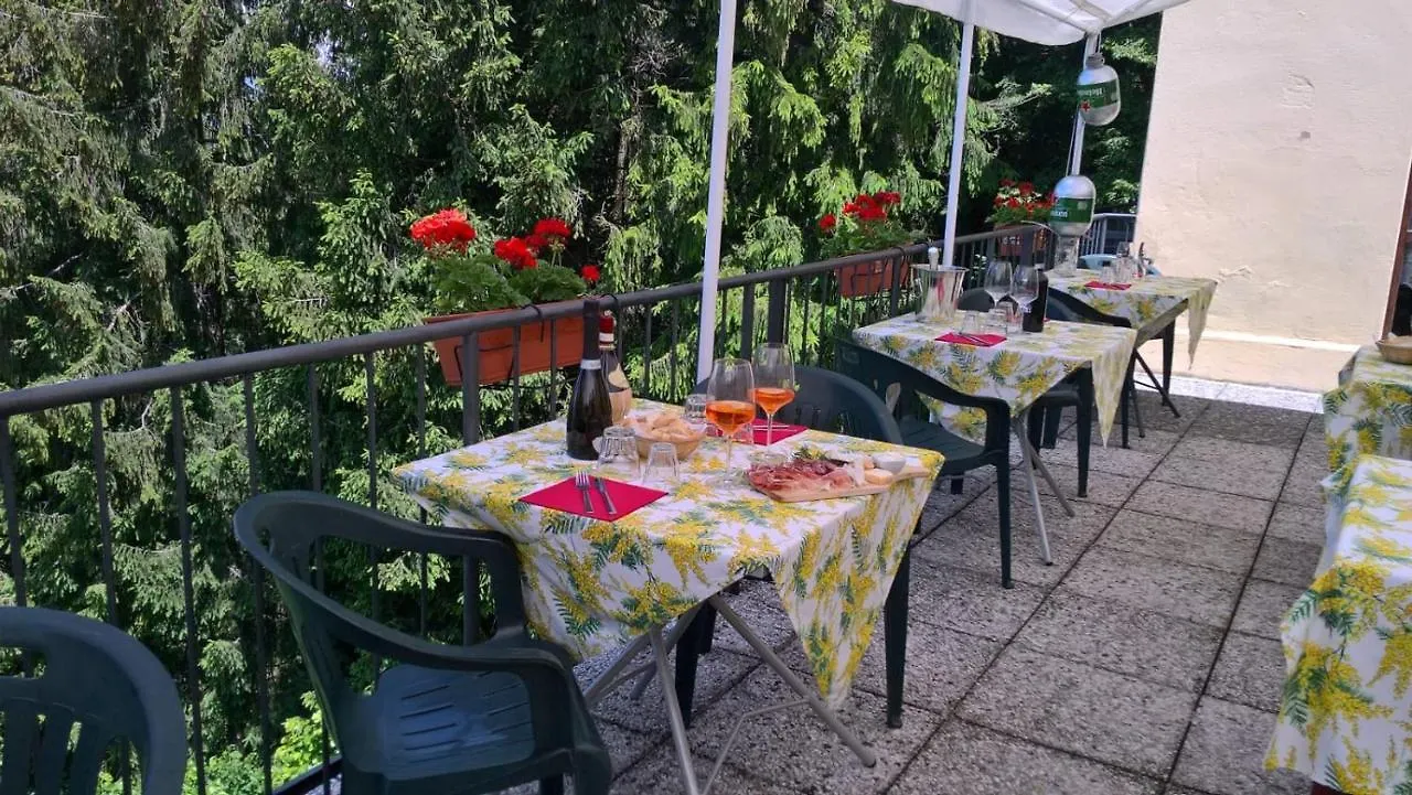 Hotel Capanna C.A.O. à Brunate 0*,